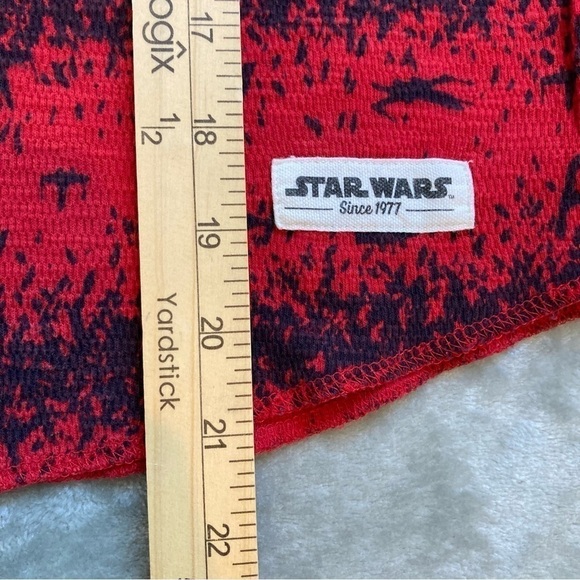 Gap Kids Set of 2 Long Sleeve Thermal Tops Red Star Wars & Blue Camo Size XL - Picture 10 of 14